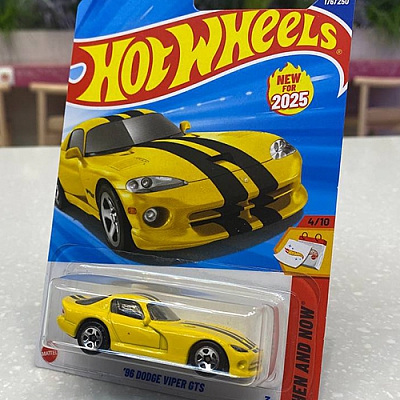 Машинка HotWheels Желтая